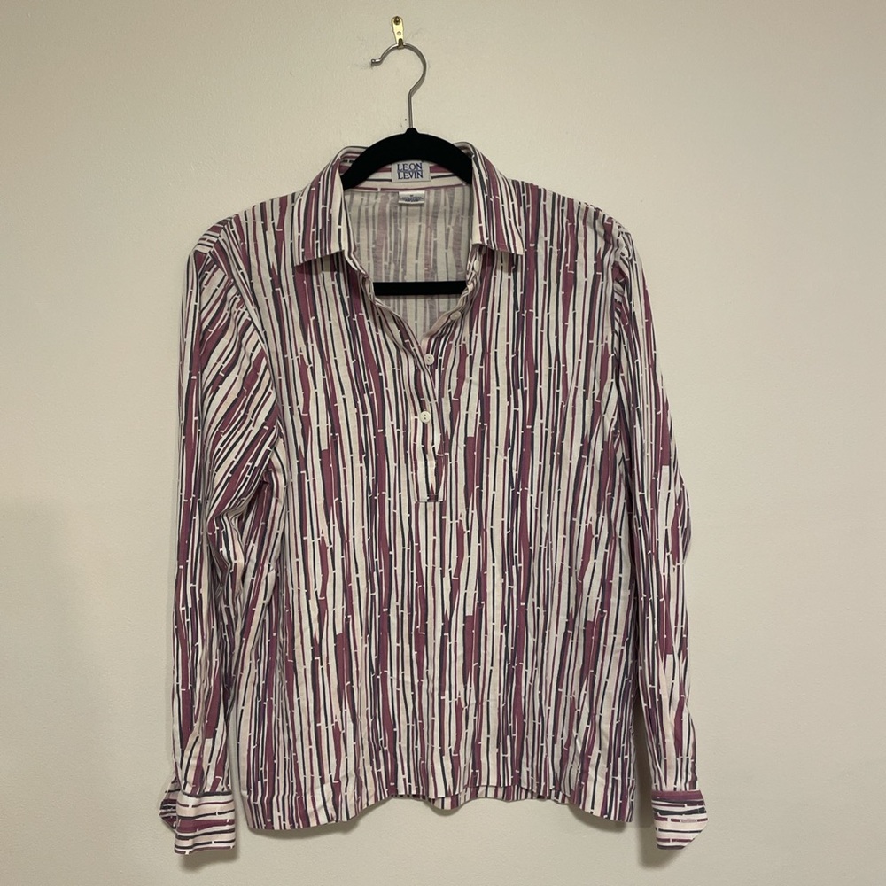Vintage Leon Levine Size M Half Button Up Shirt